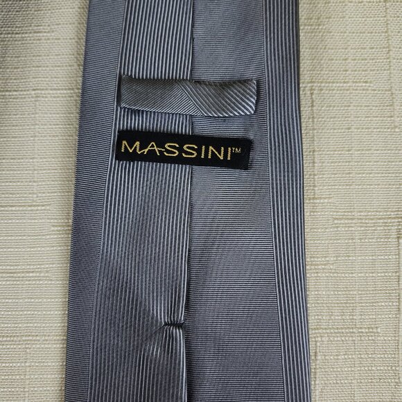 Vintage Massini 100% Silk Necktie, Thin Gray Vertical & Horizonal Stripes - Picture 6 of 6